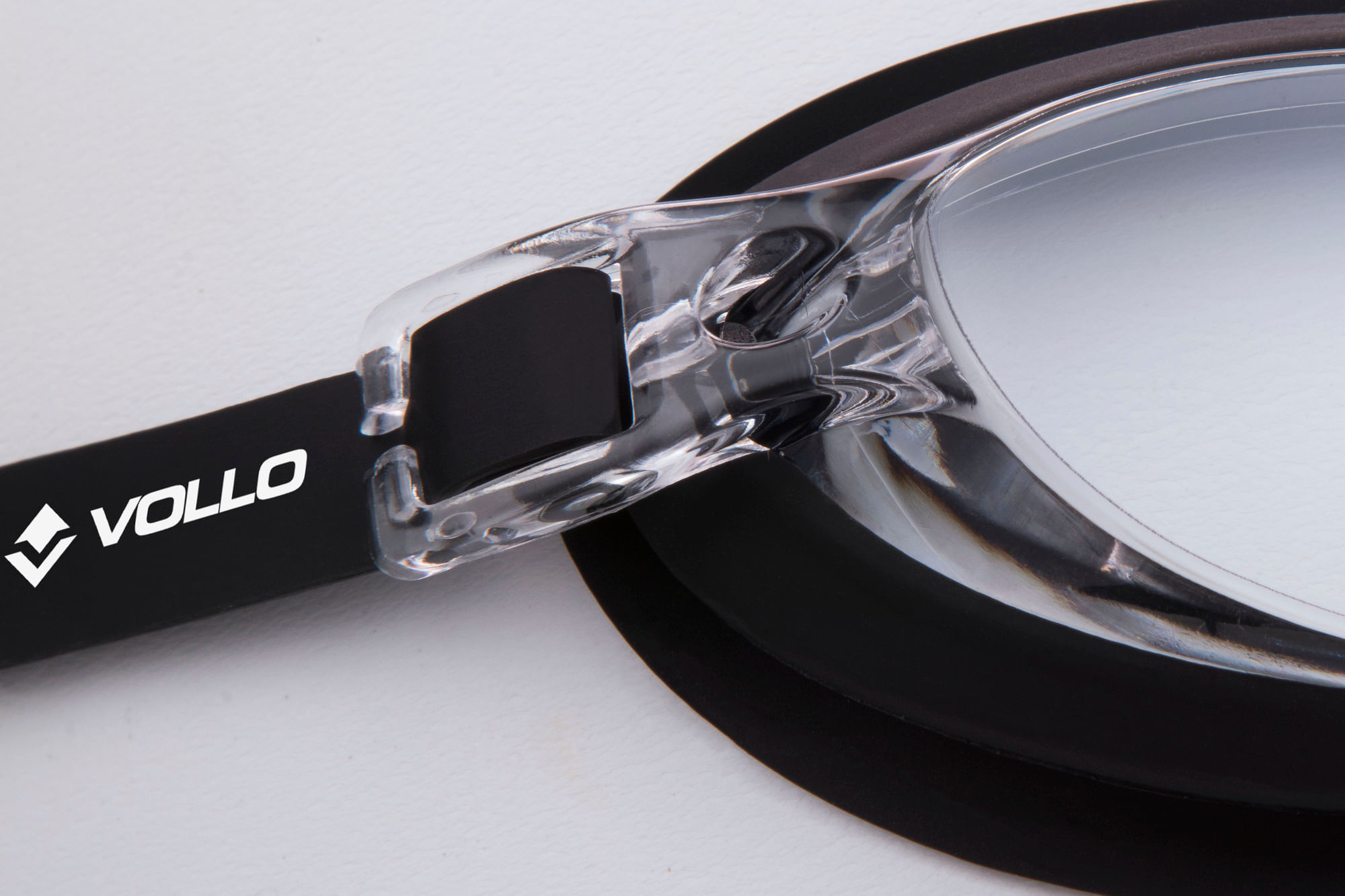 VN101-1-Oculos-de-Natacao-Wide-Vision-Preto-Vollo-Detalhe-02