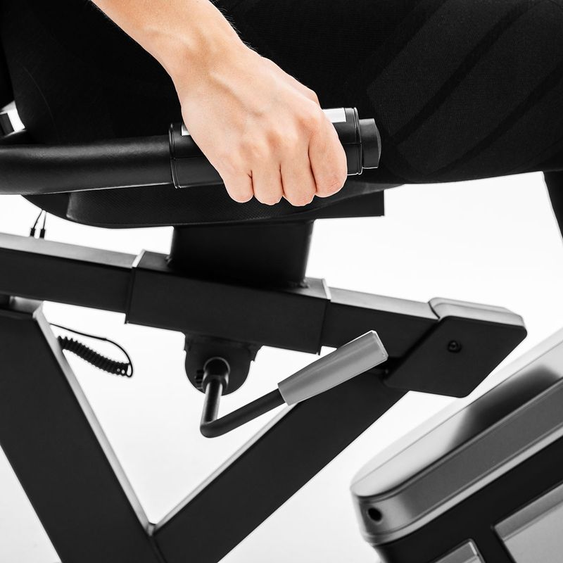 VX2-Bicicleta-Ergometrica-Magnetica-Vollo-Exemplo-Uso-12-1200px--1-