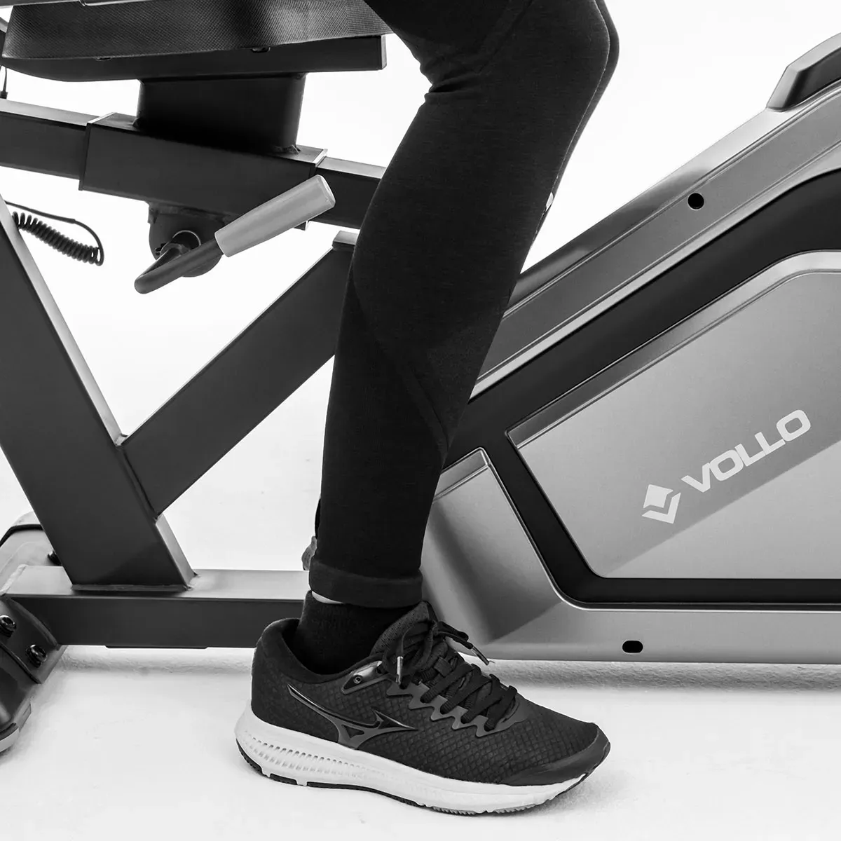 VX2-Bicicleta-Ergometrica-Magnetica-Vollo-Exemplo-Uso-13-1200px