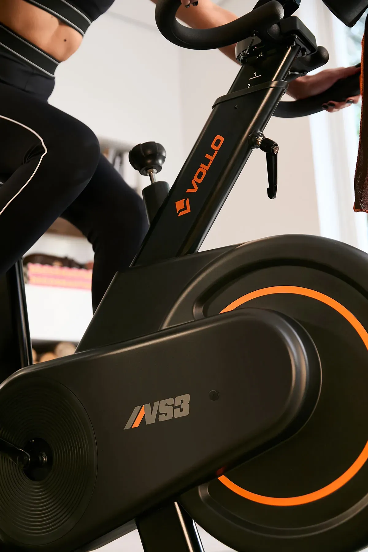 VS3-Spinning-Bike-Vollo-Ambientada-08-1200px